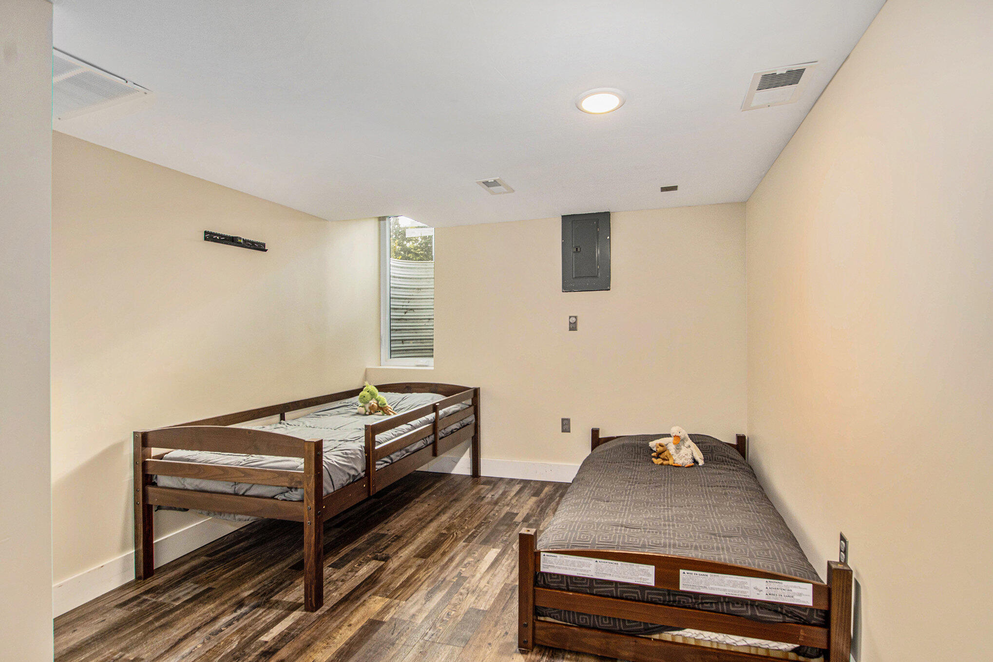 8482 Cottonwood Drive