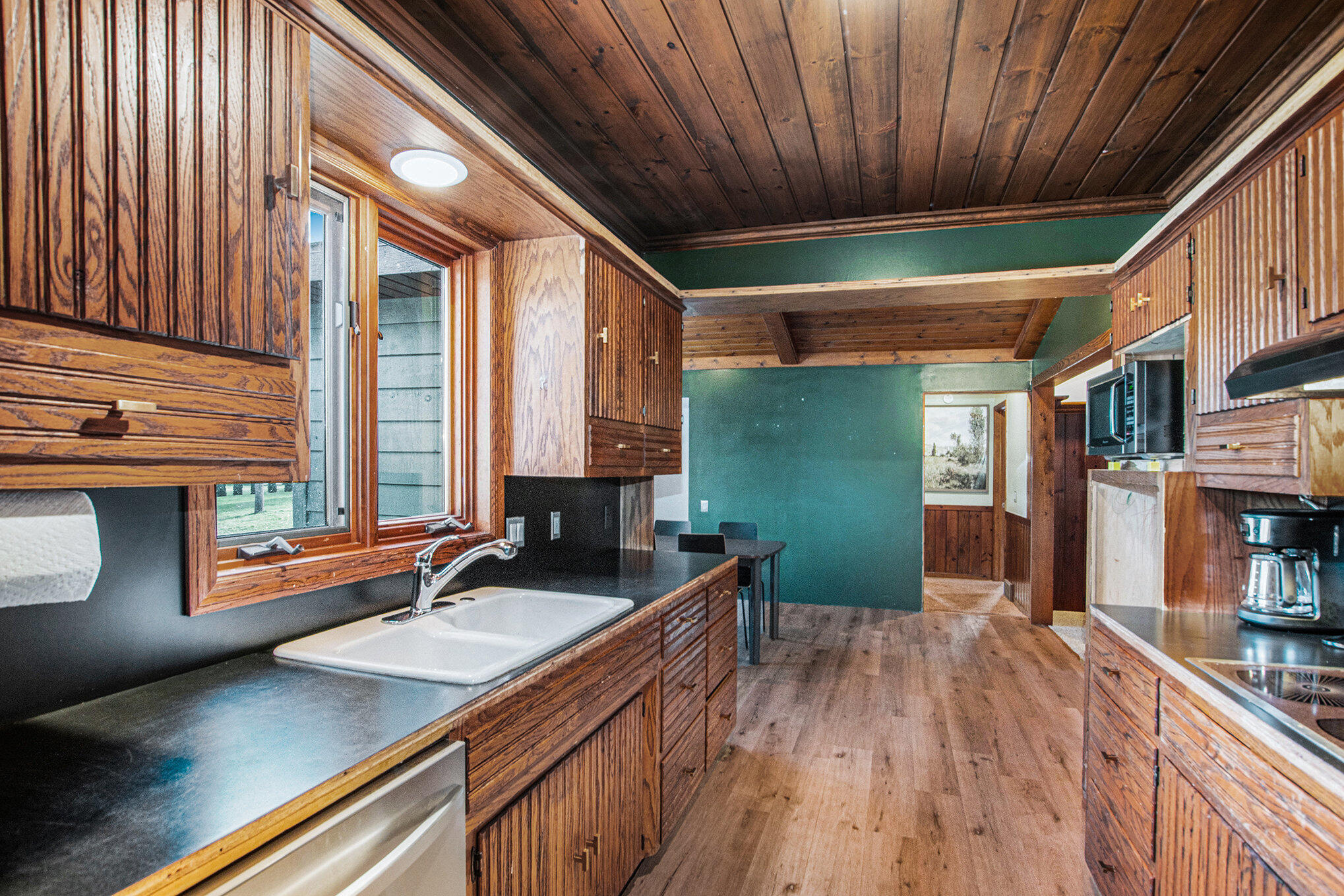 8482 Cottonwood Drive