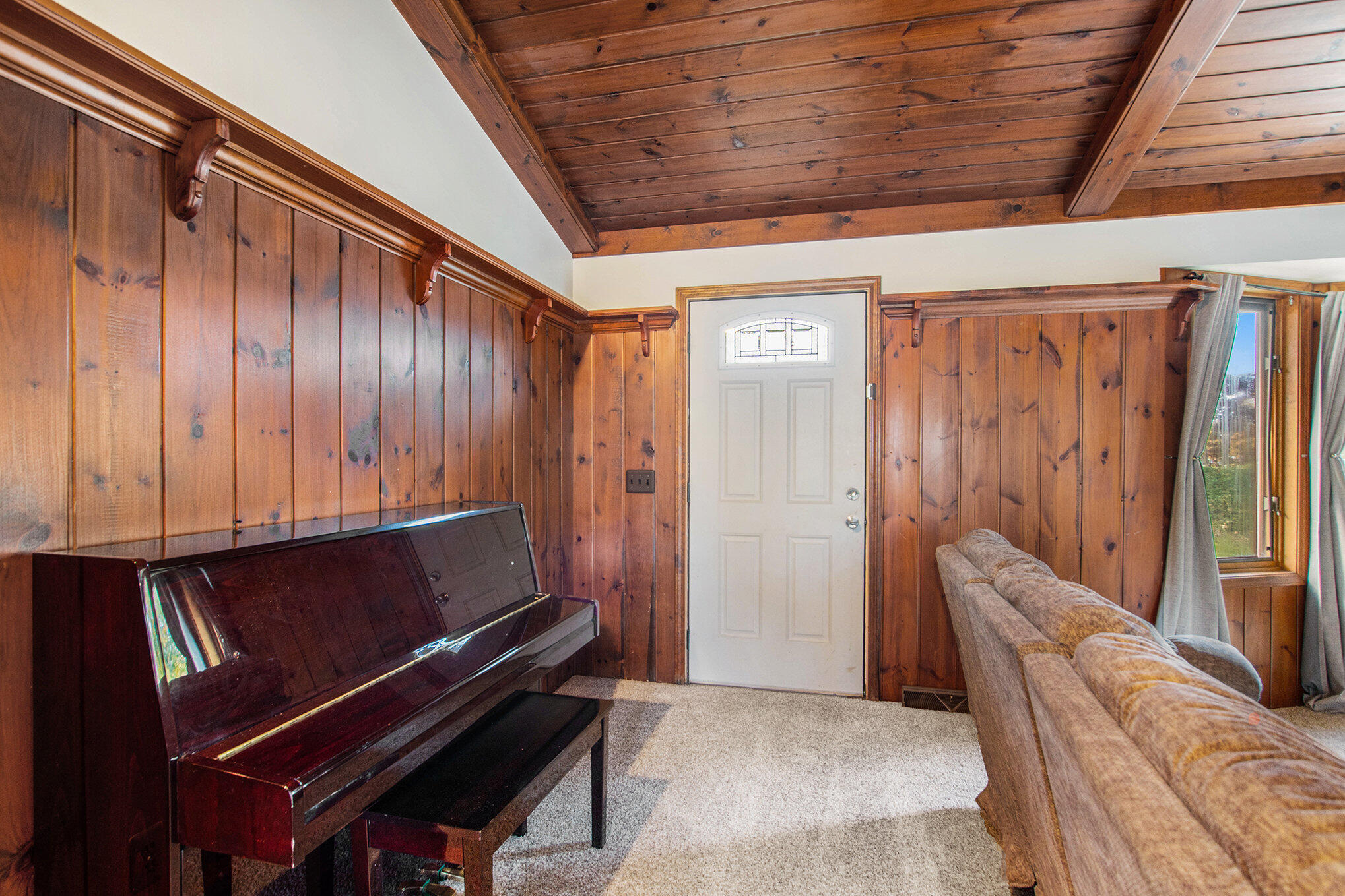 8482 Cottonwood Drive
