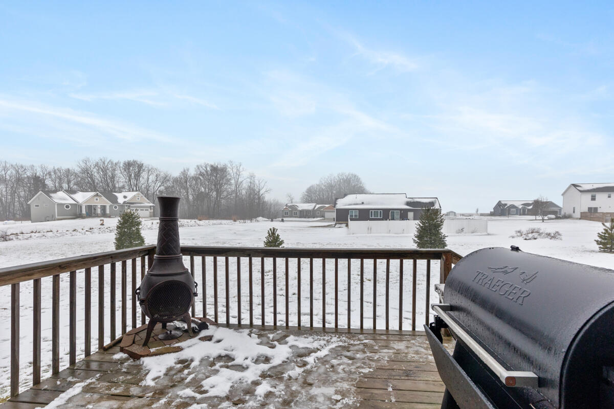 2747 Applewine Road