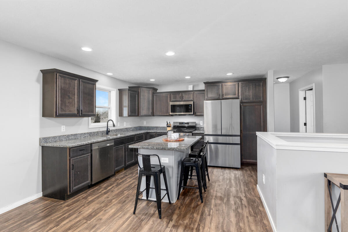 2747 Applewine Road