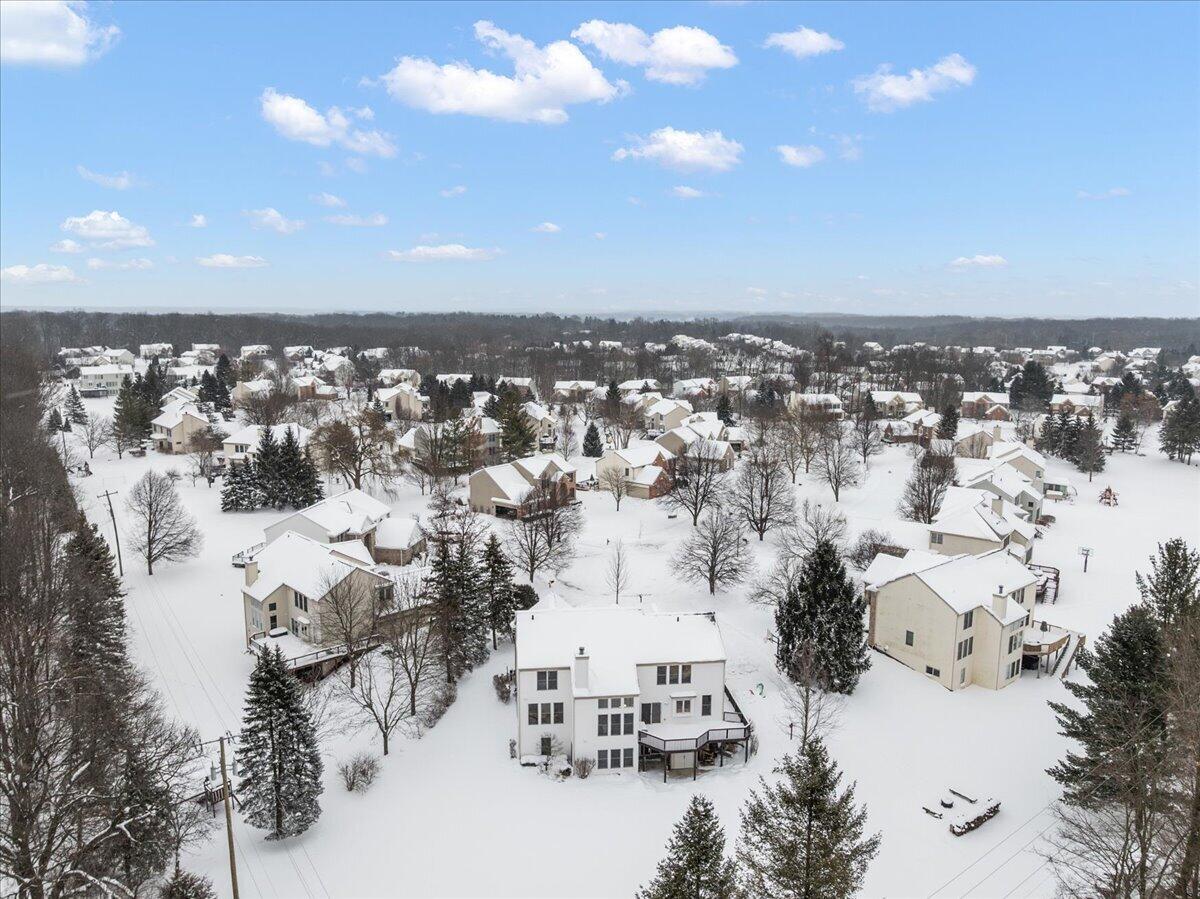 4406 Hickory Grove Court NE