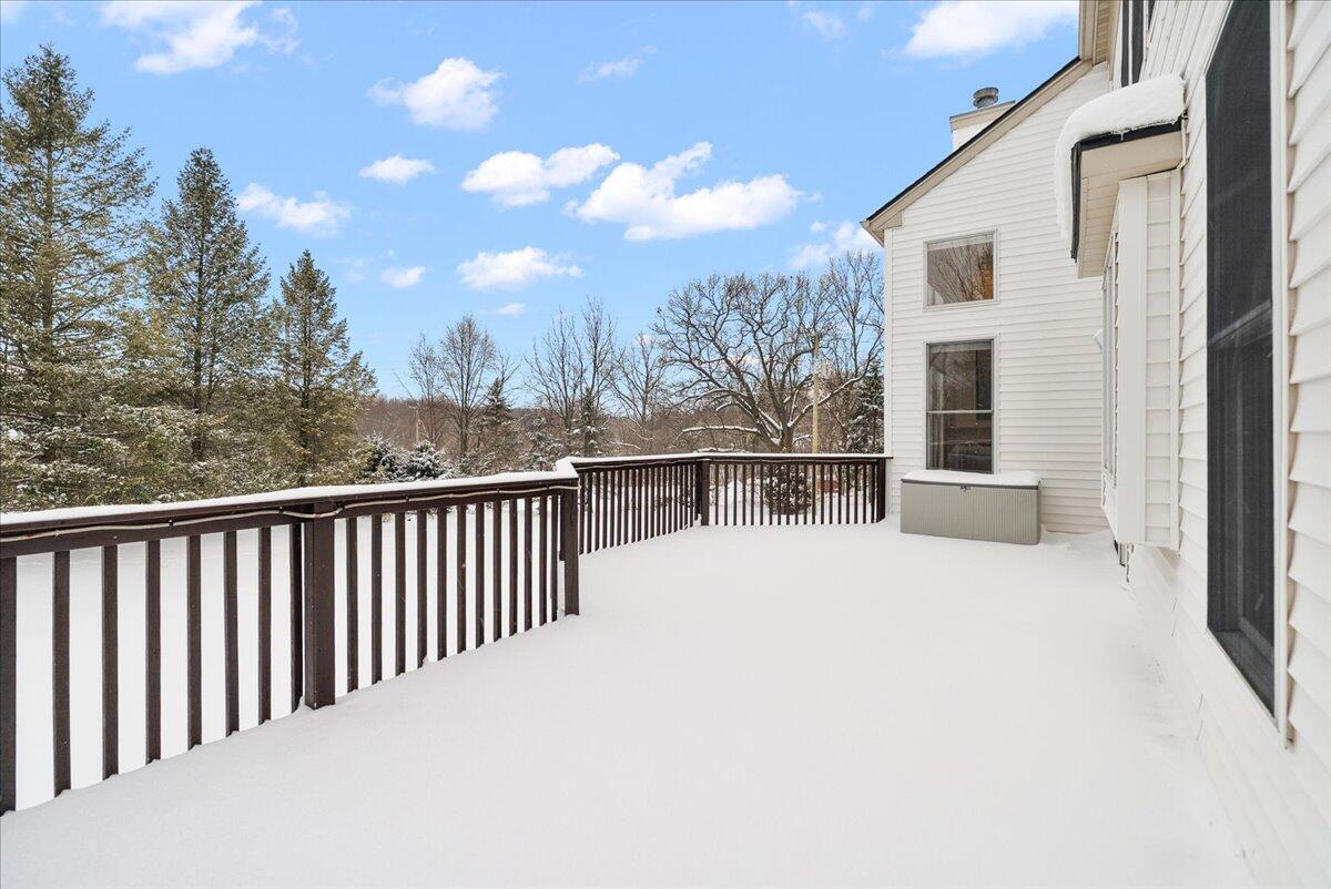 4406 Hickory Grove Court NE