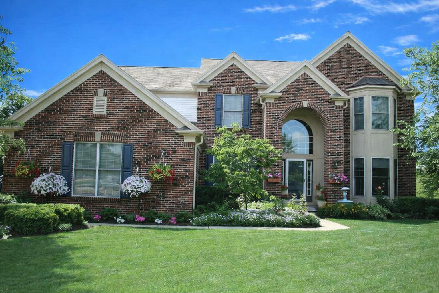 4406 Hickory Grove Court NE