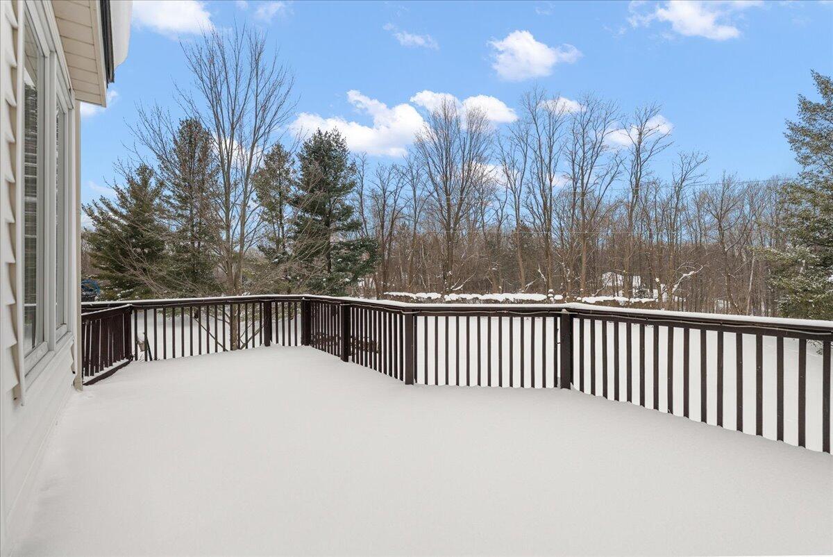 4406 Hickory Grove Court NE