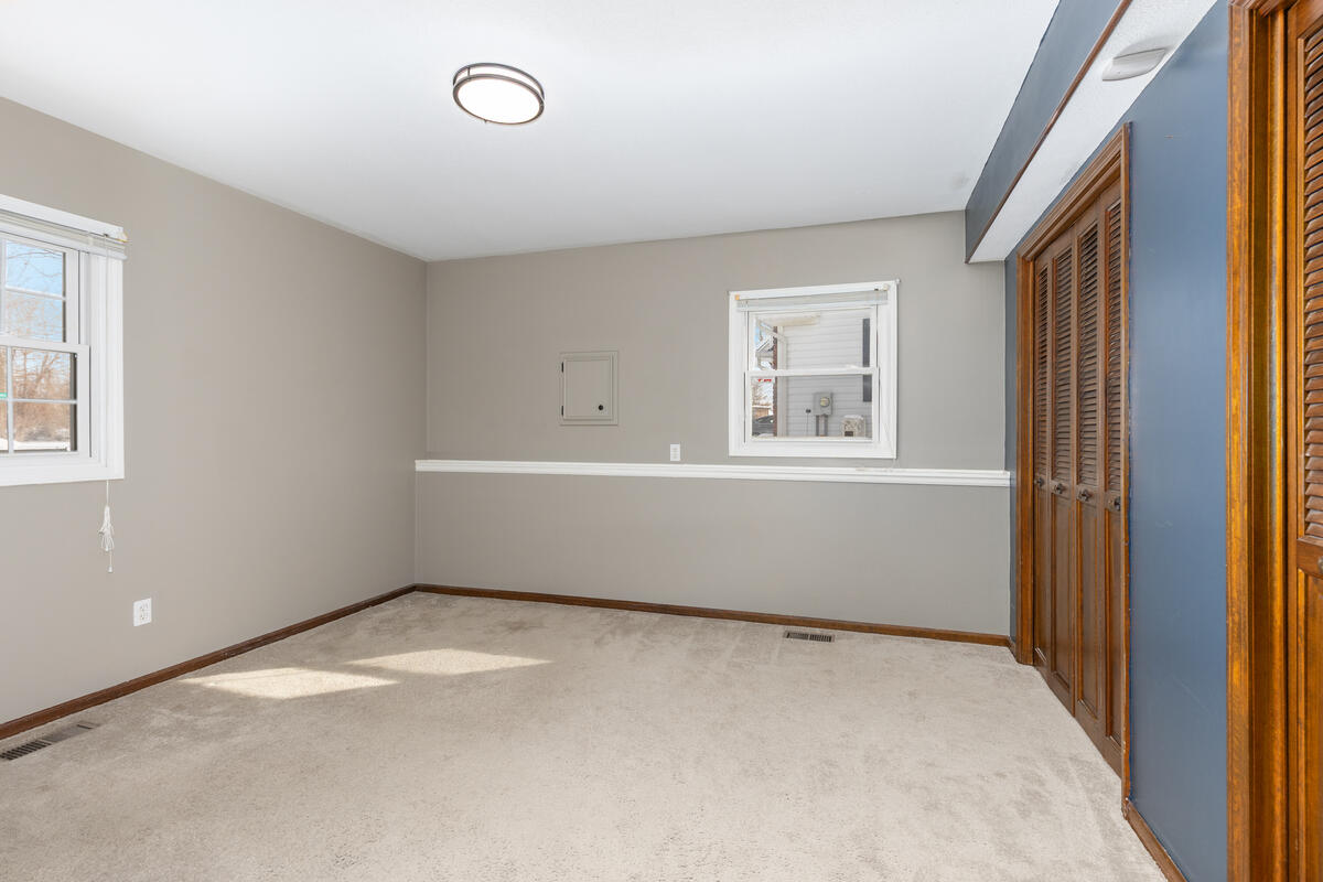 1936 Lockmere Drive SE