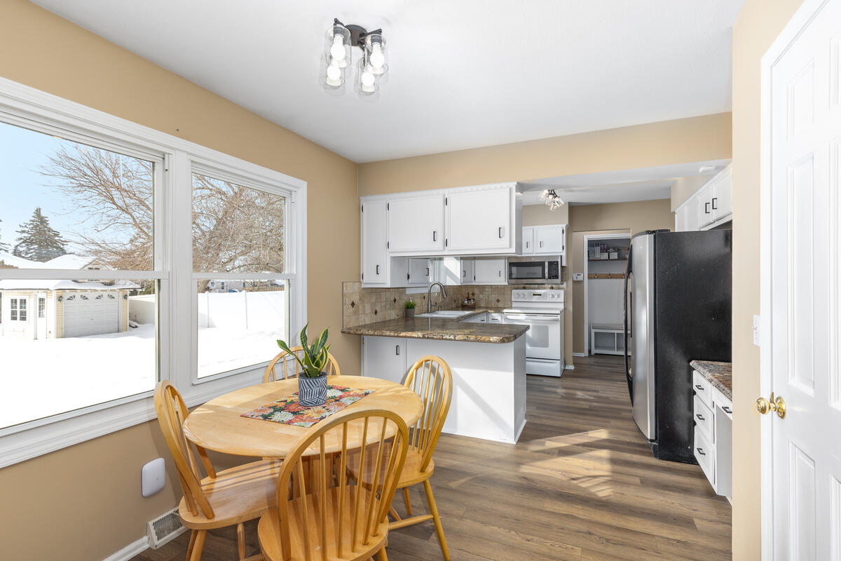 1936 Lockmere Drive SE