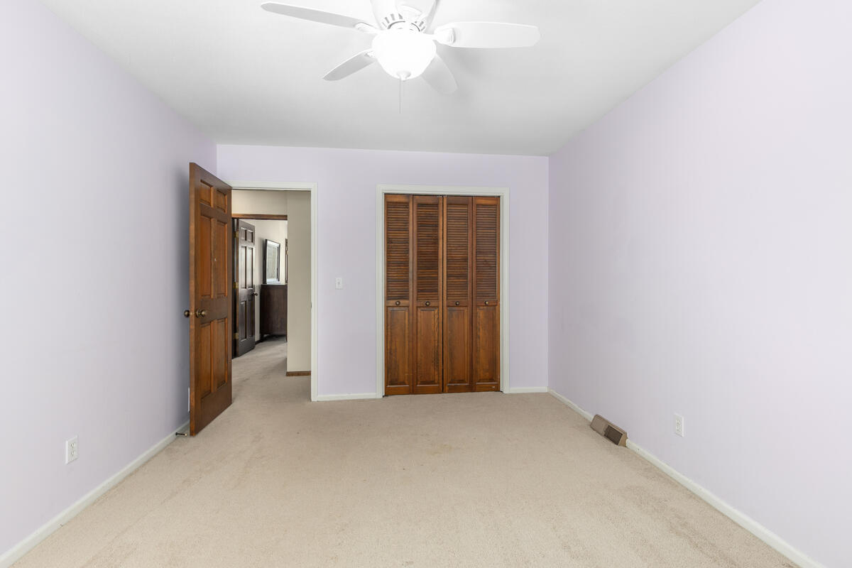 1936 Lockmere Drive SE