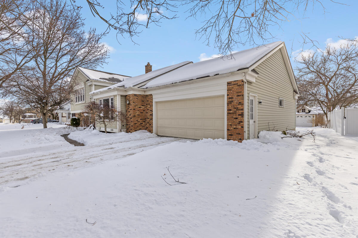 1936 Lockmere Drive SE