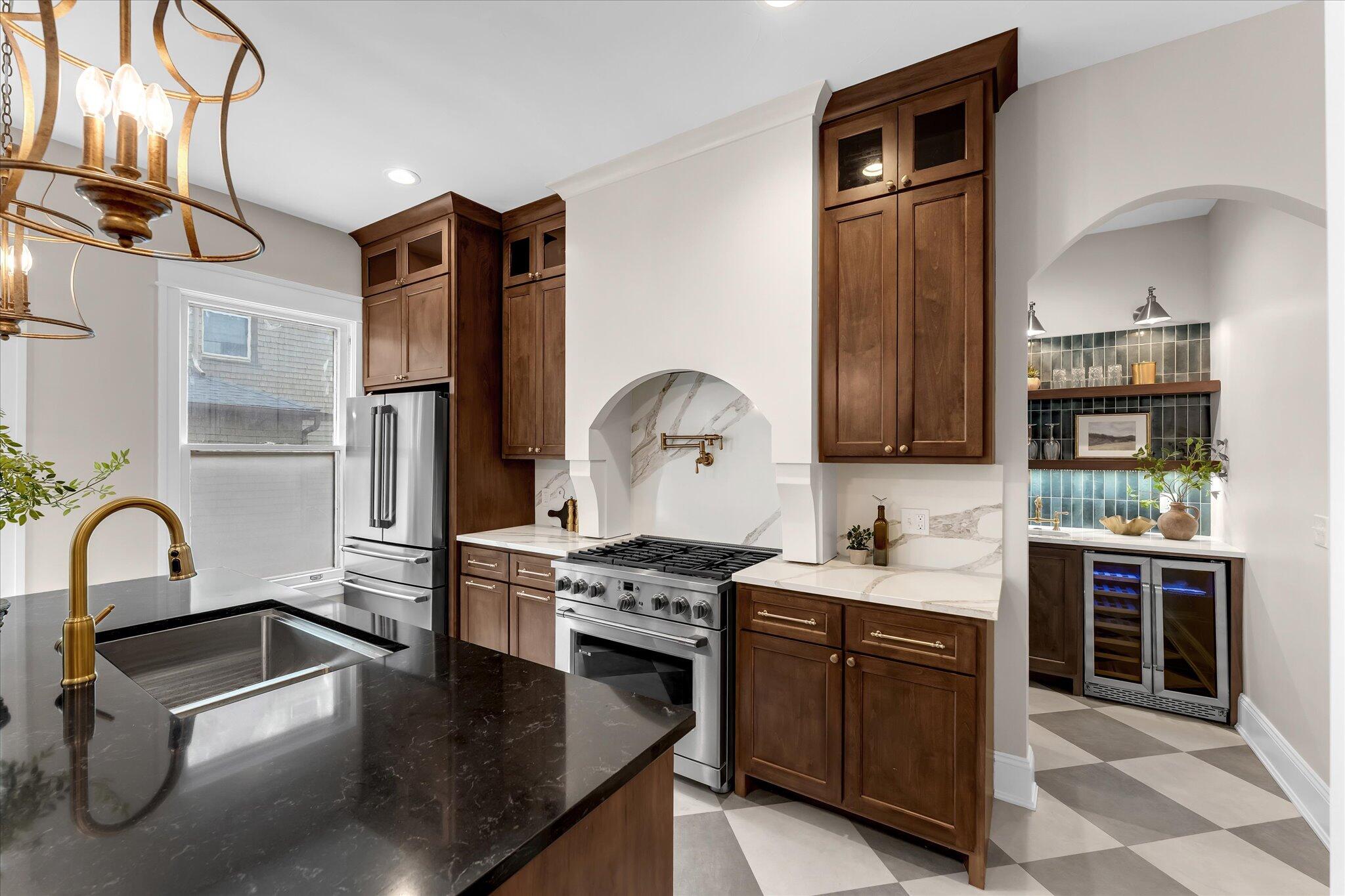 233 Morris Avenue SE