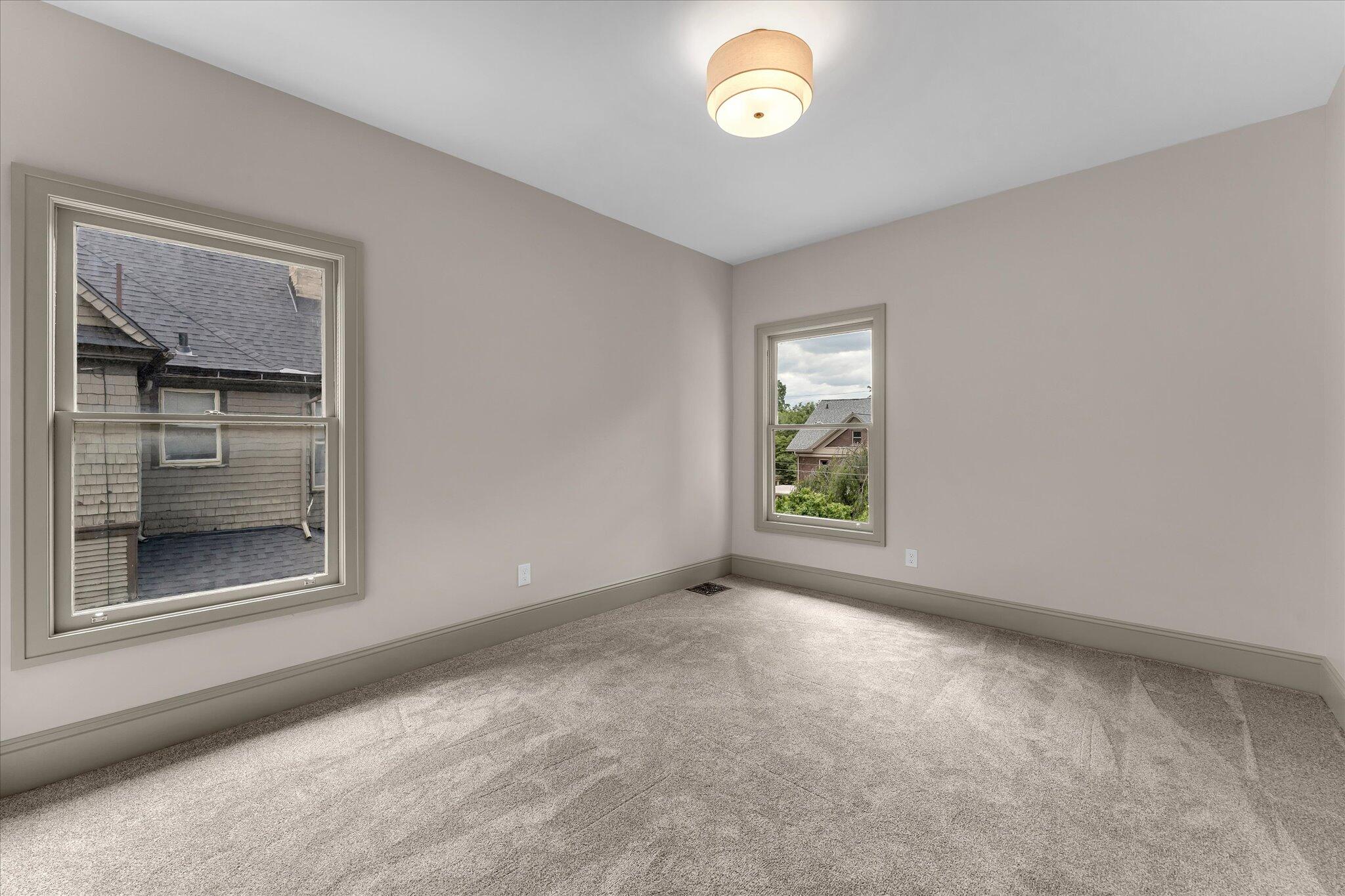 233 Morris Avenue SE