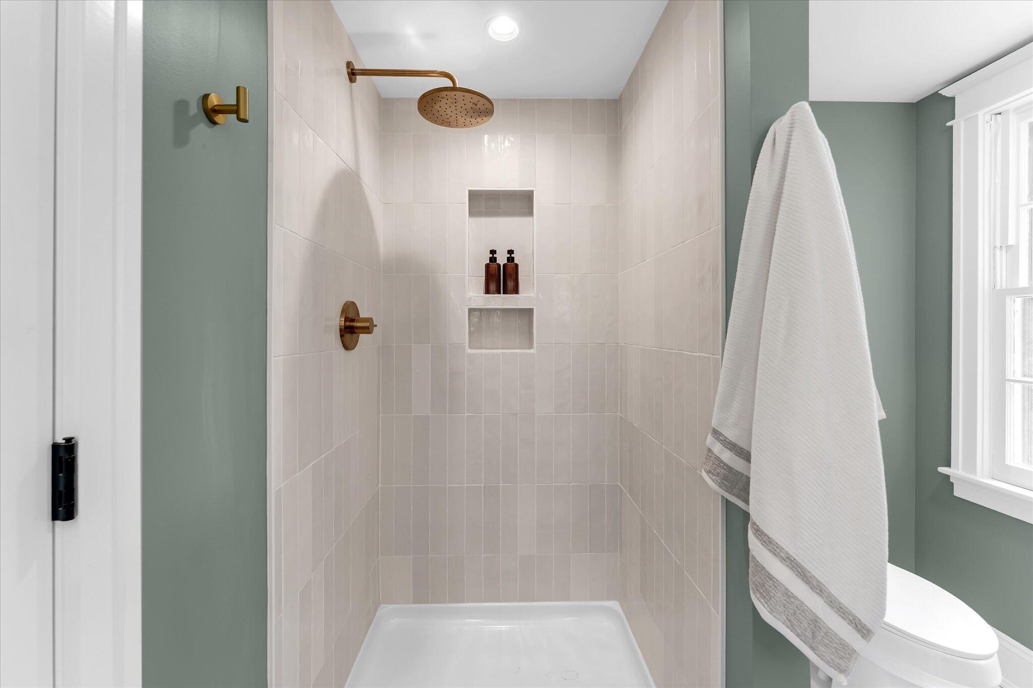 233 Morris Avenue SE