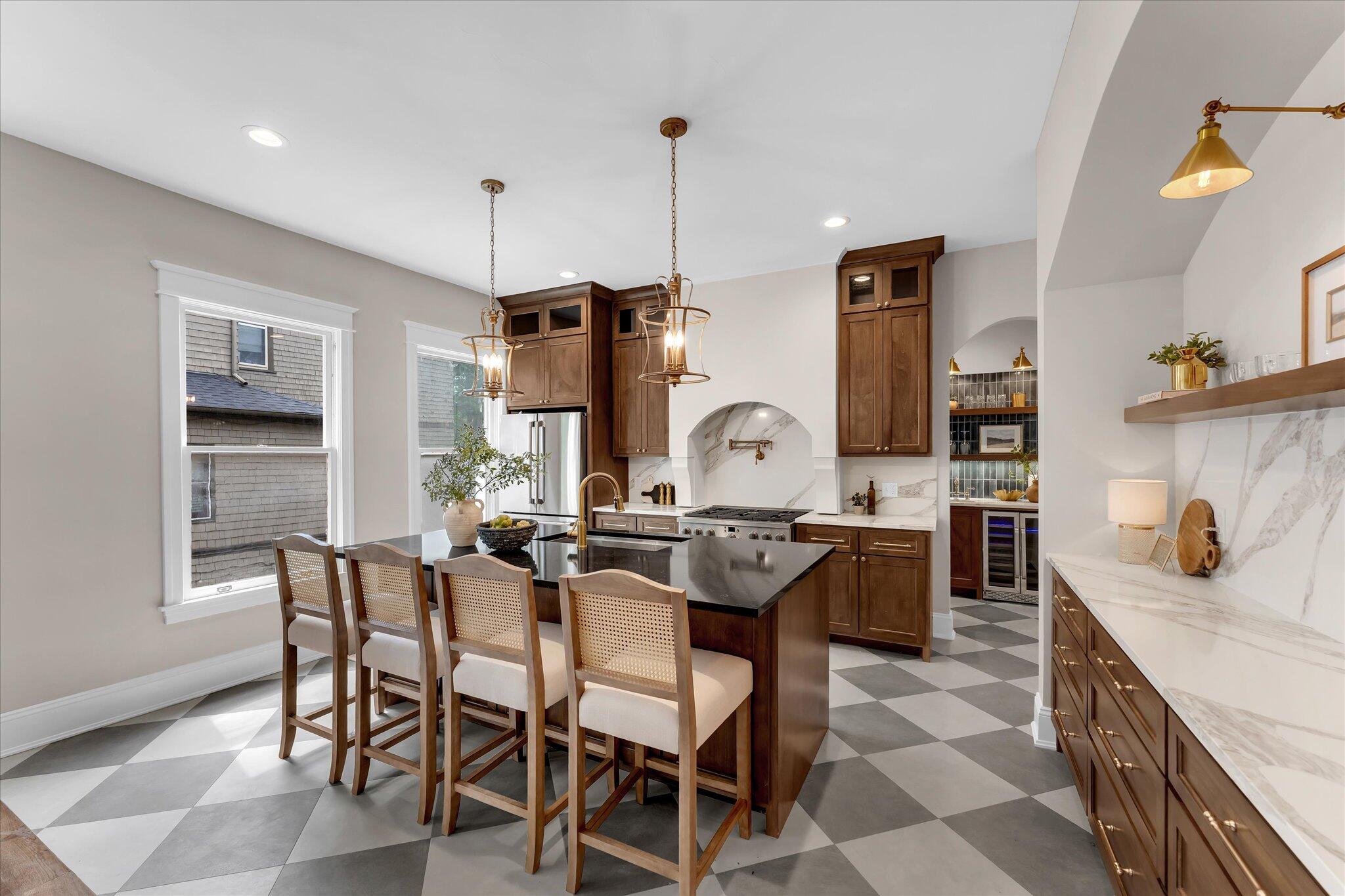 233 Morris Avenue SE