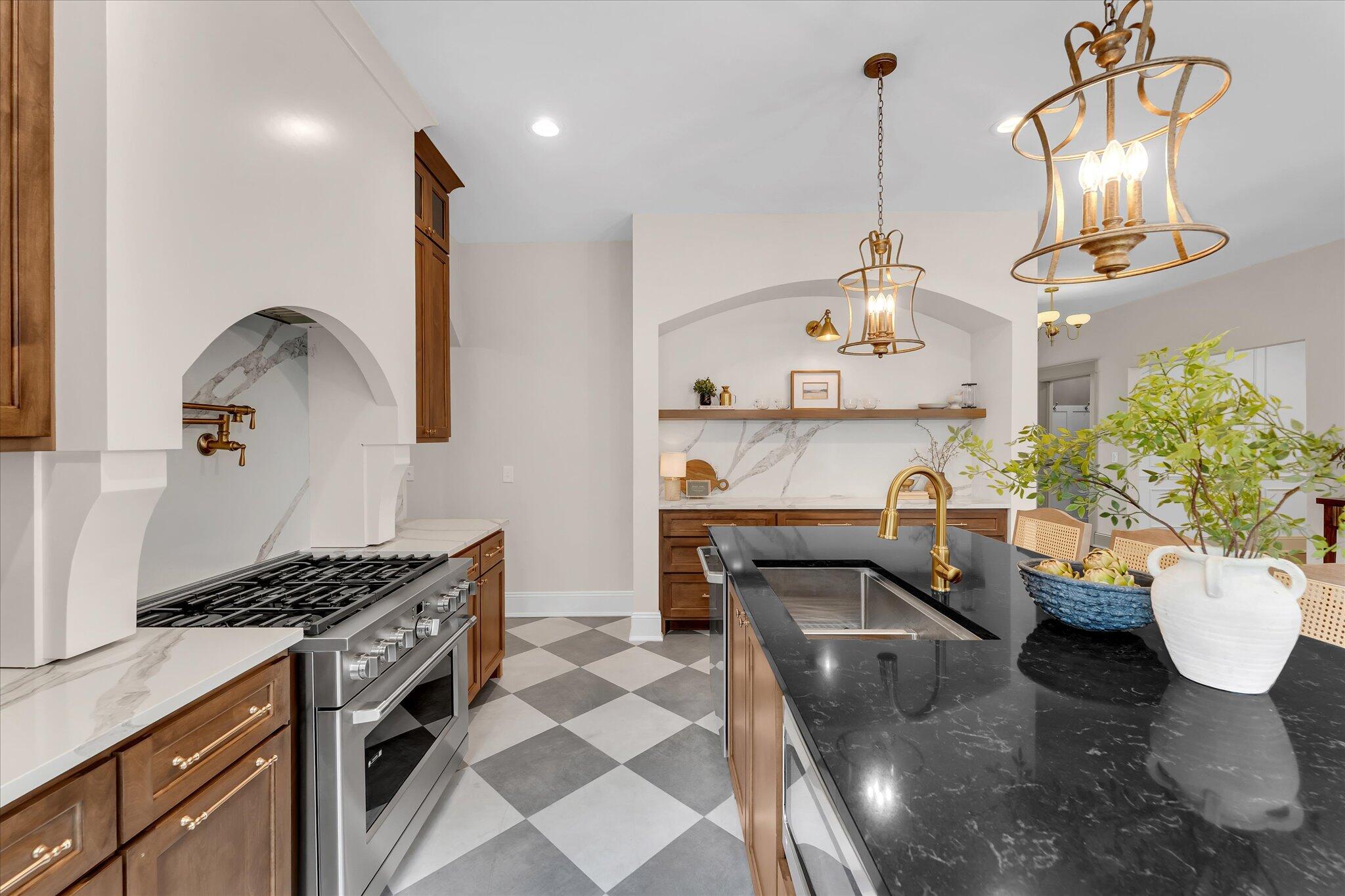 233 Morris Avenue SE