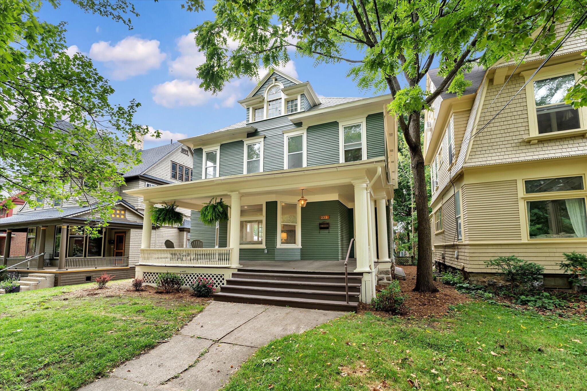 233 Morris Avenue SE