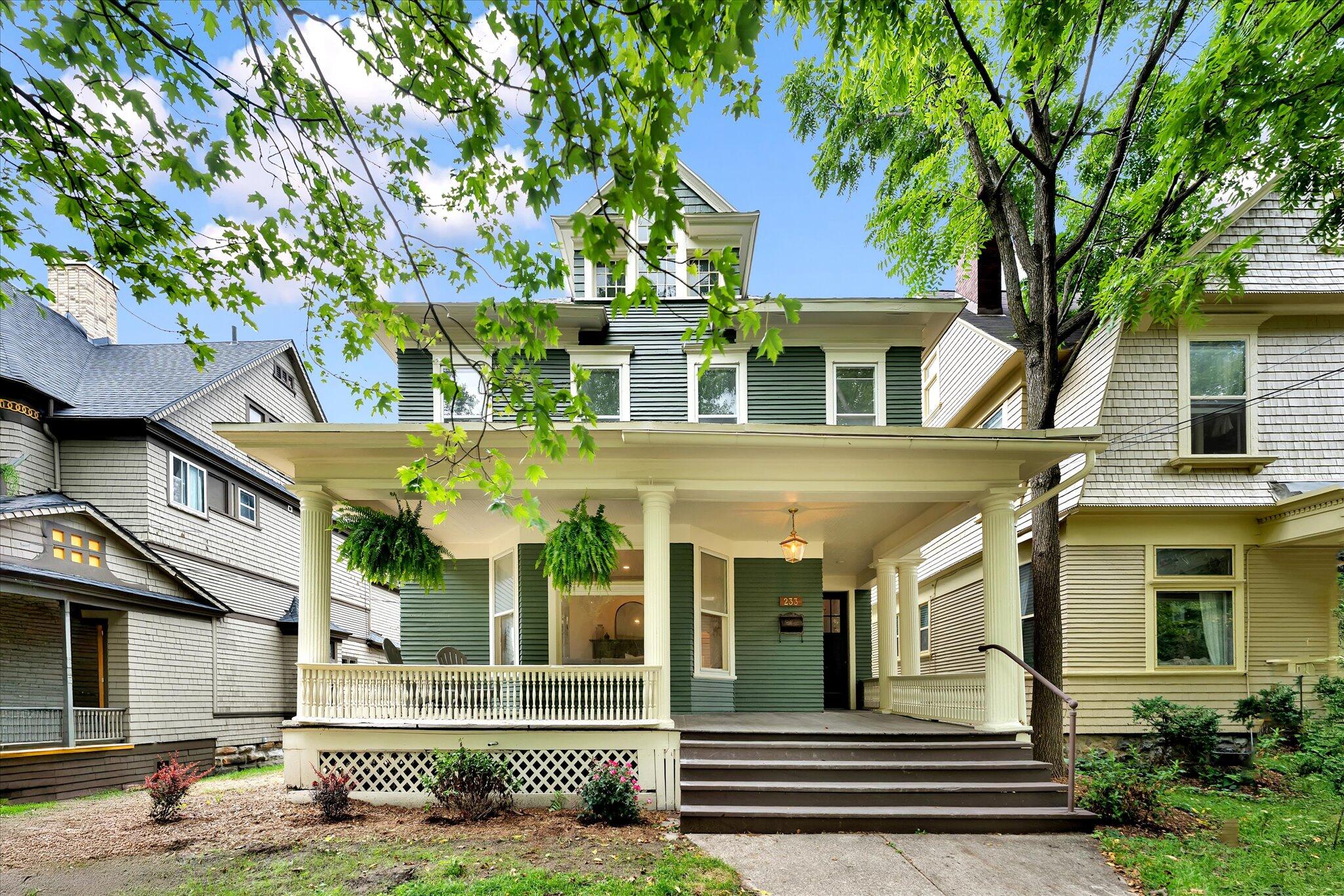 233 Morris Avenue SE