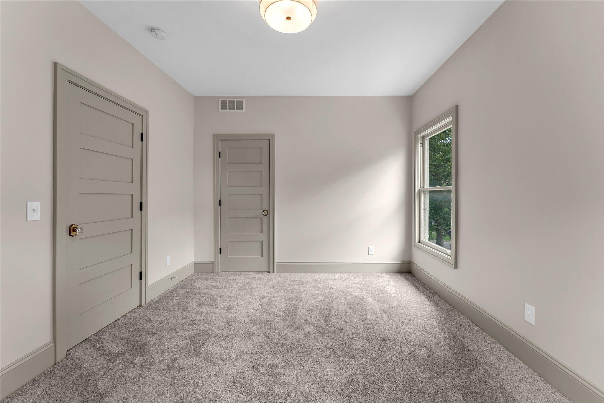 233 Morris Avenue SE