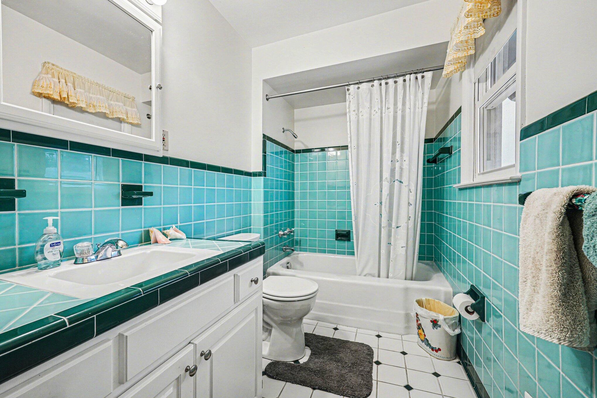 8183 Herrington Avenue NE