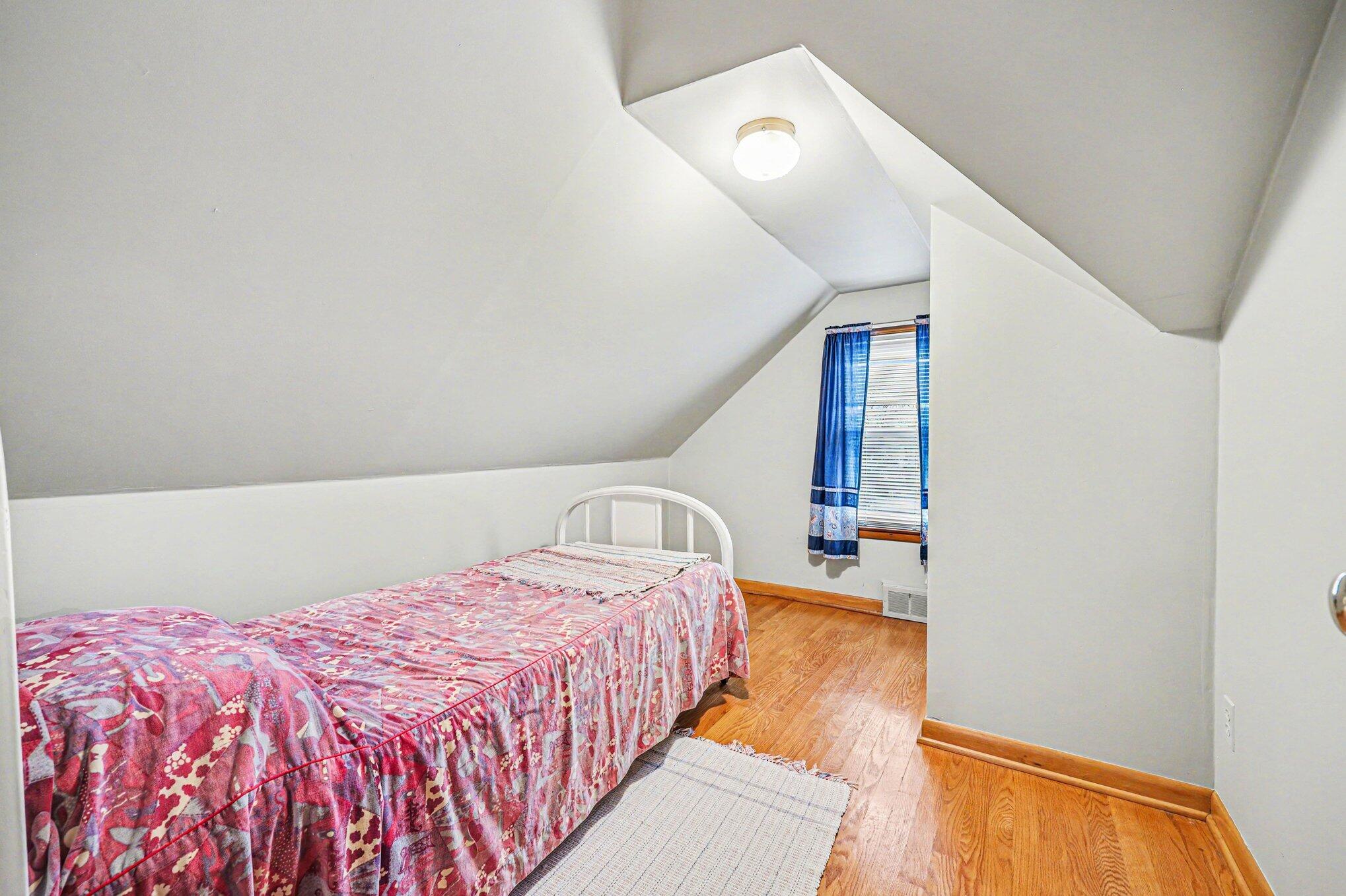 8183 Herrington Avenue NE