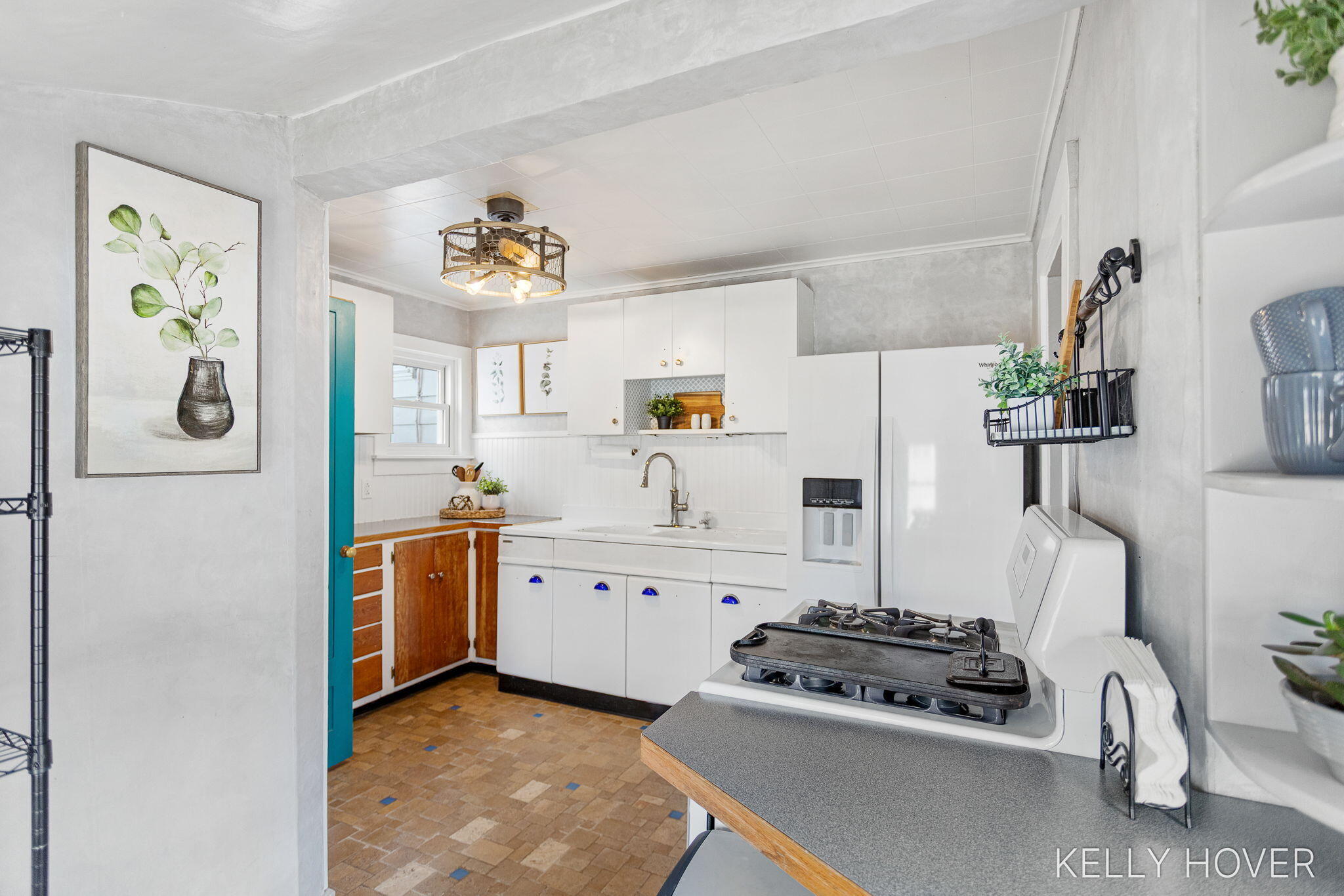 609 W Maple Street