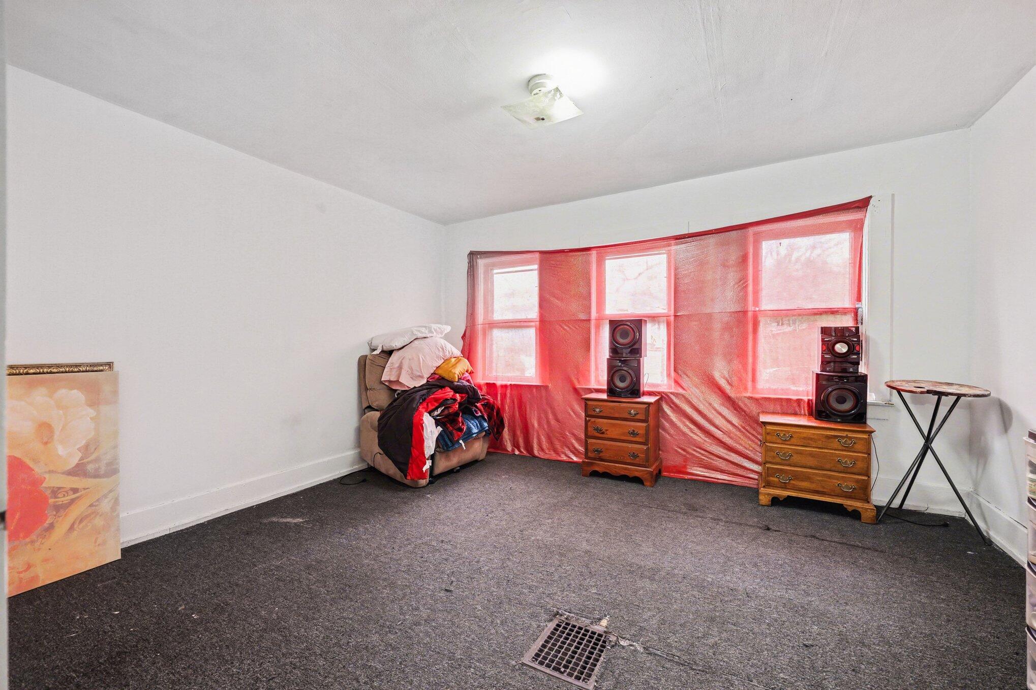 2832 6th Street