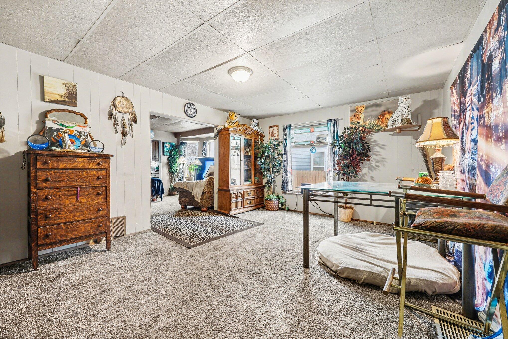 2832 6th Street