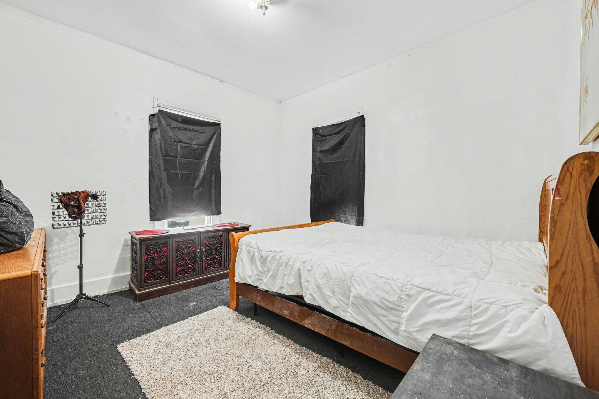 2832 6th Street