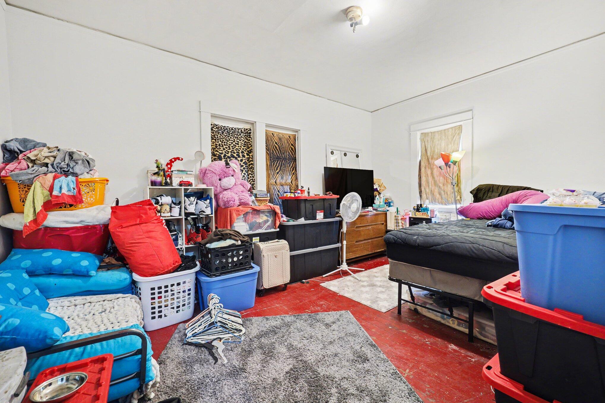 2832 6th Street