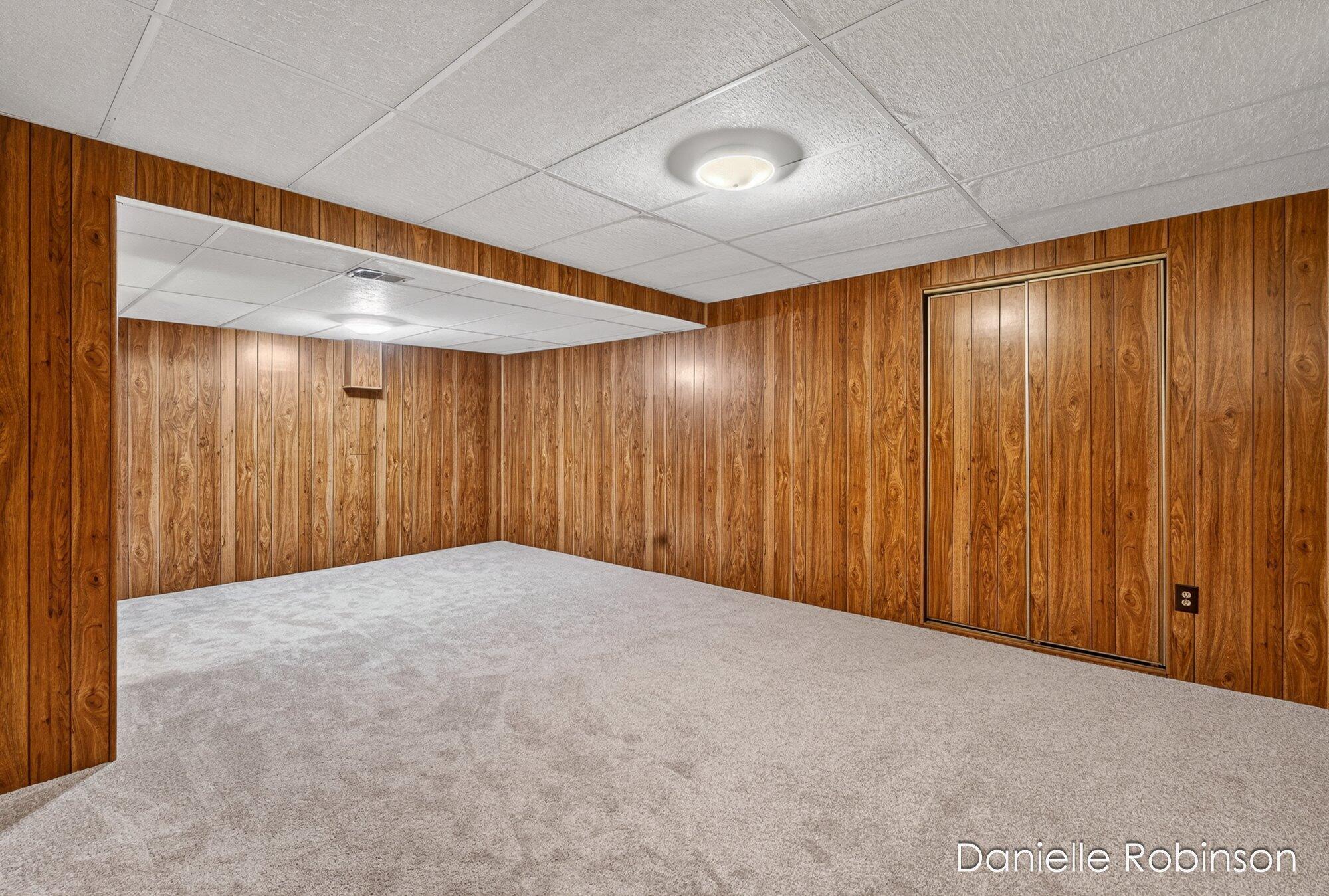 929 Village Lane 140