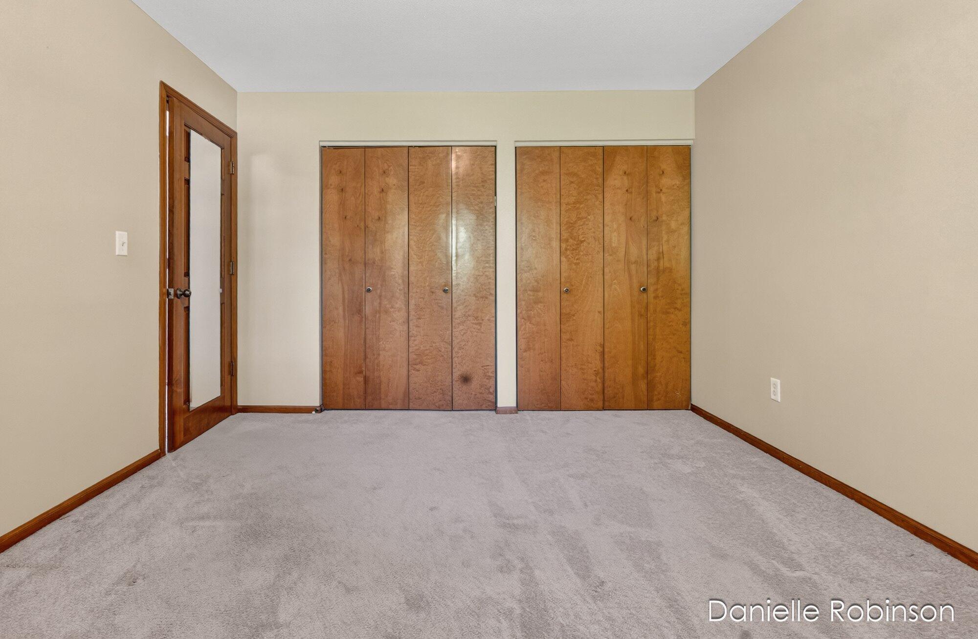 929 Village Lane 140