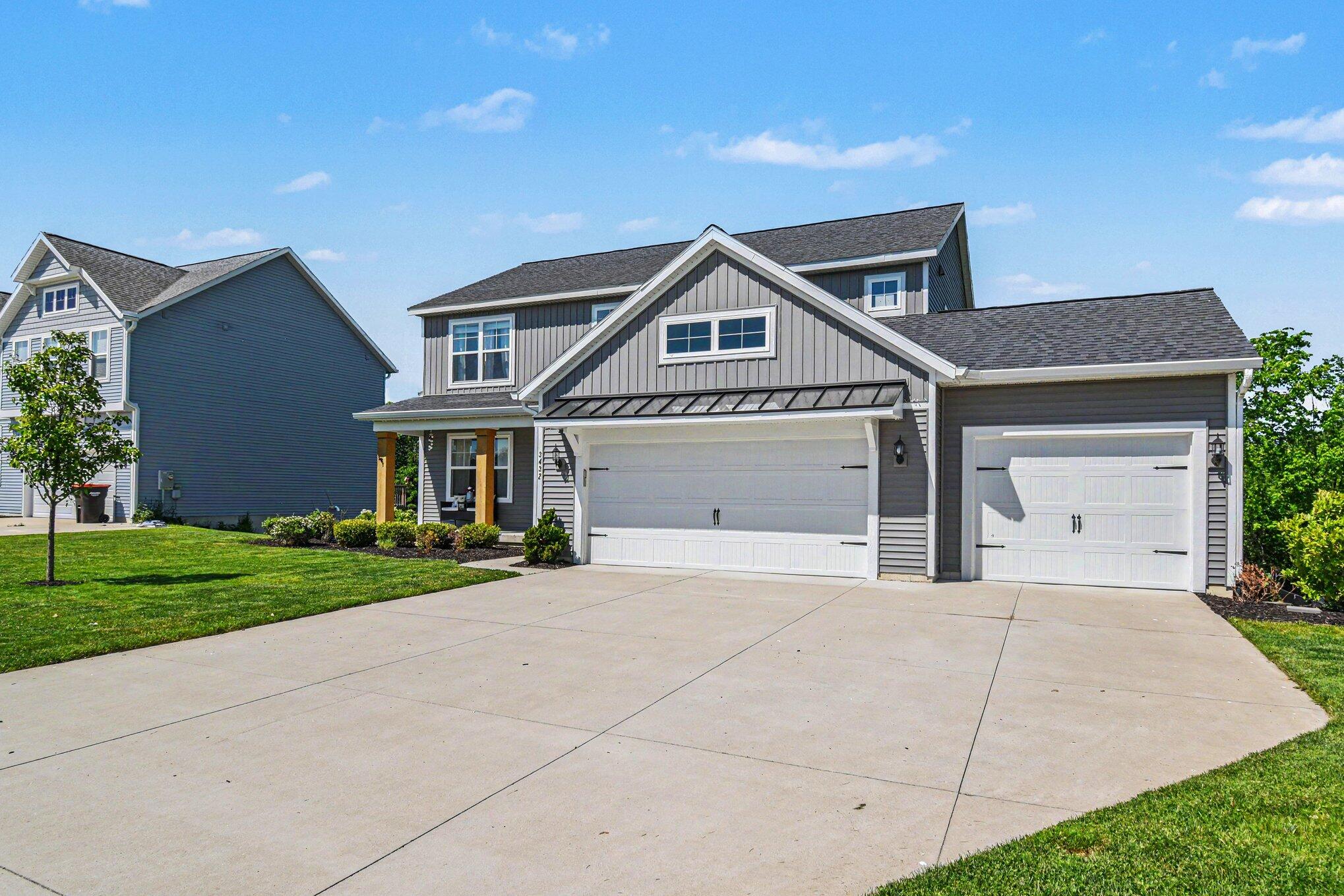 3432 Sagecrest Drive