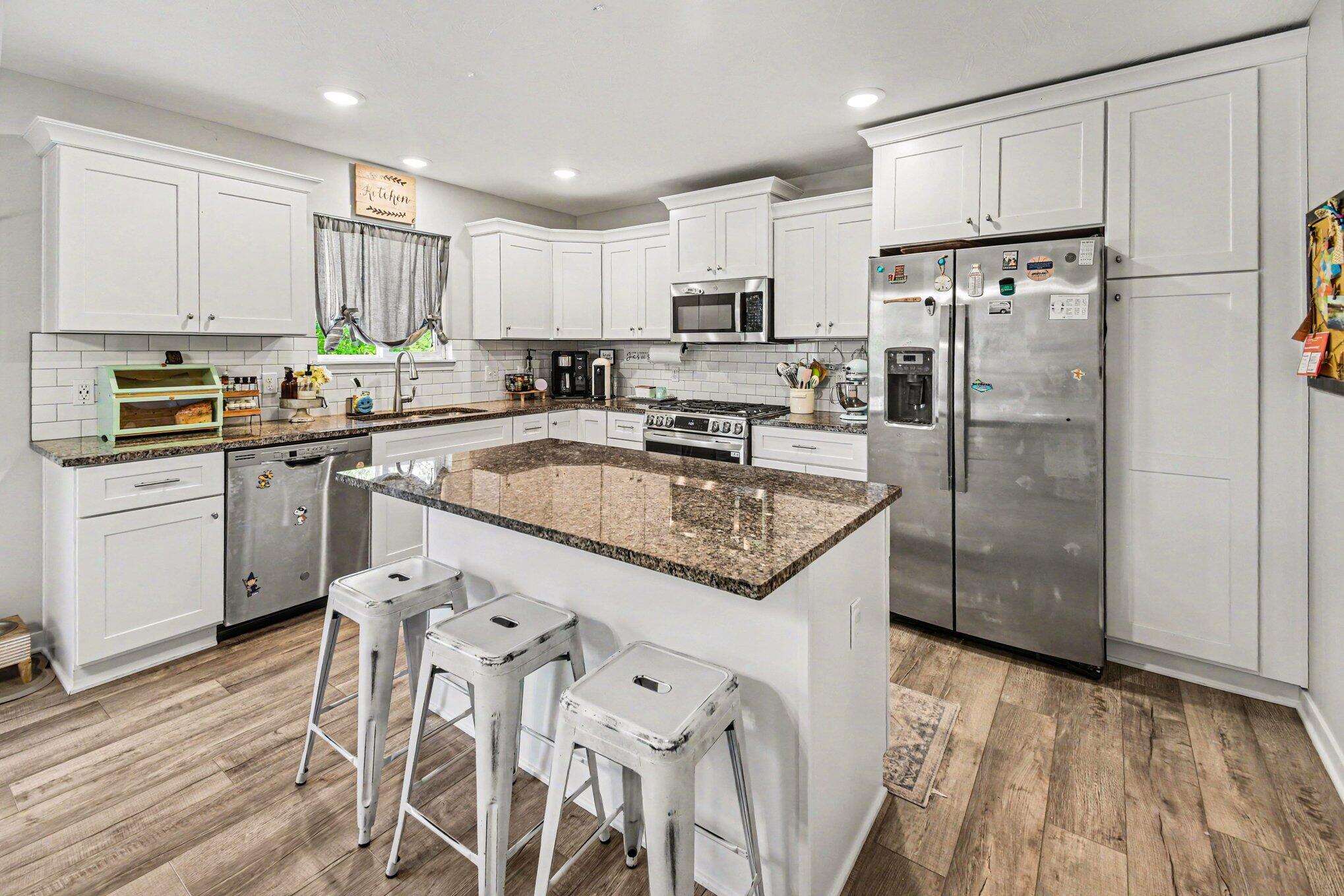 3432 Sagecrest Drive