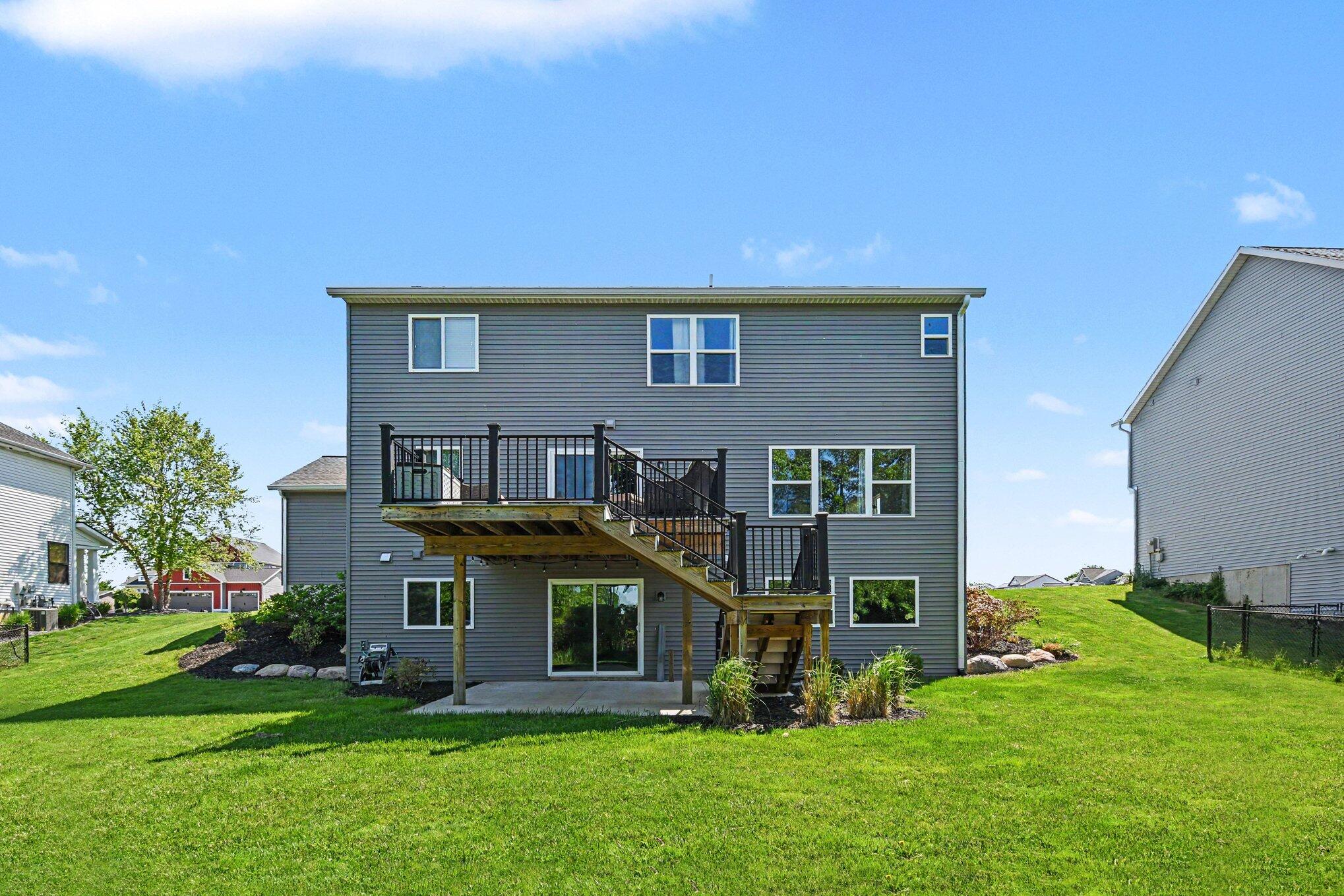 3432 Sagecrest Drive