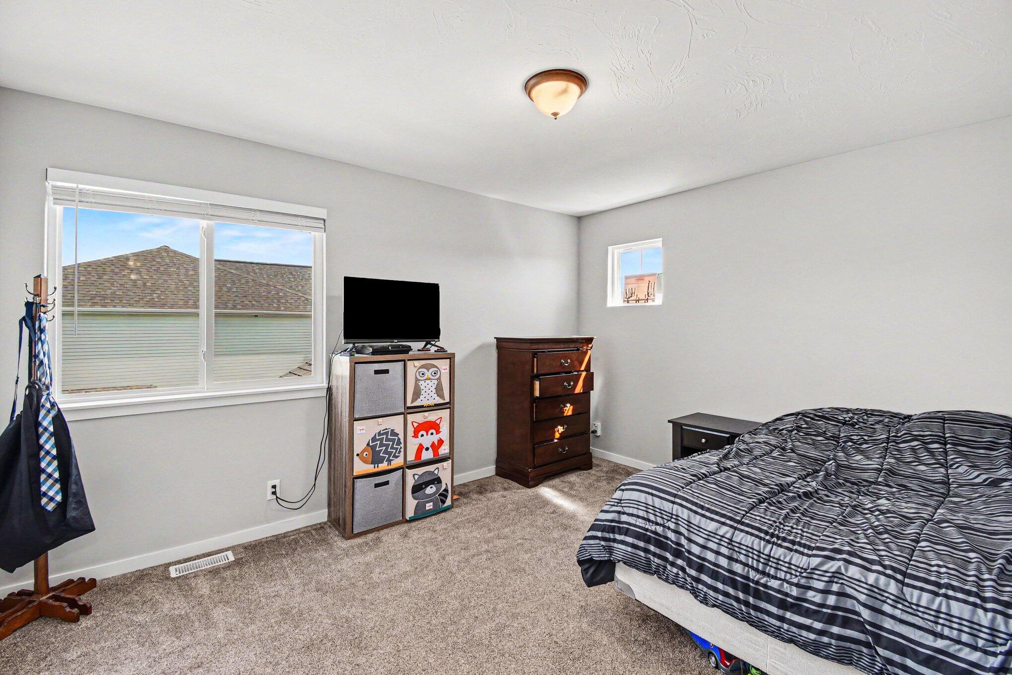 3432 Sagecrest Drive