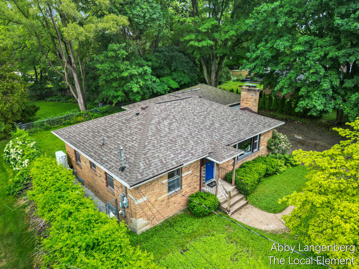 450 Newberg Avenue NW