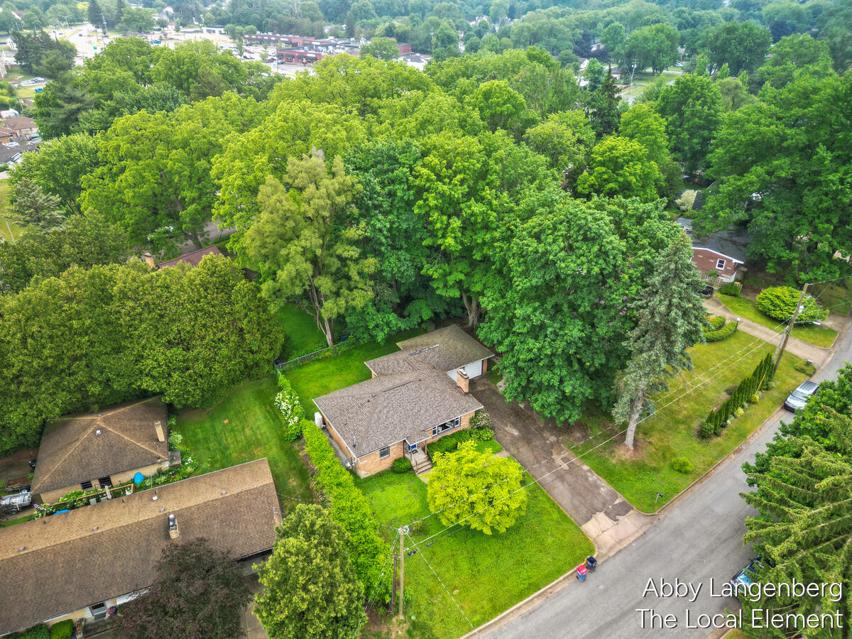 450 Newberg Avenue NW