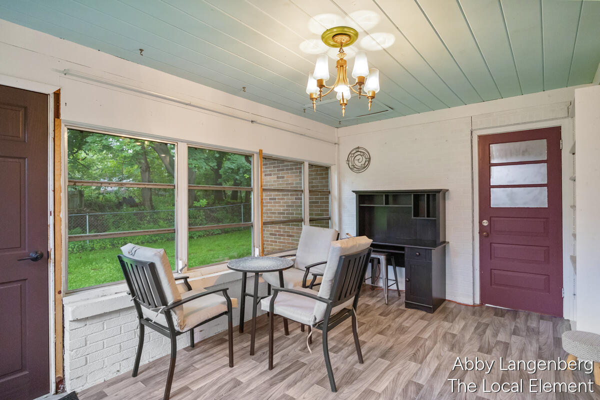 450 Newberg Avenue NW