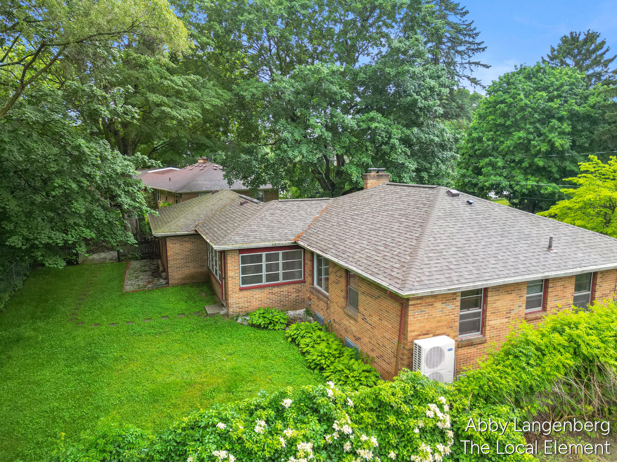 450 Newberg Avenue NW