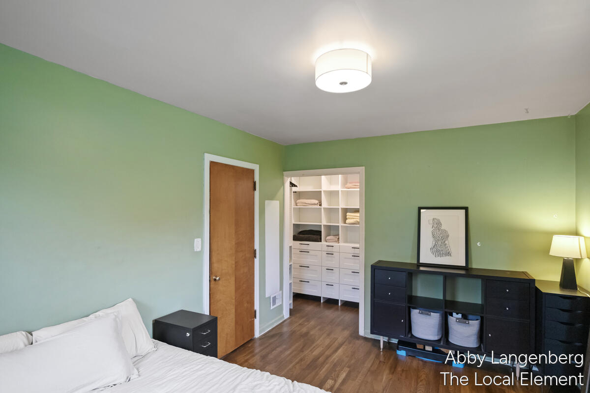 450 Newberg Avenue NW
