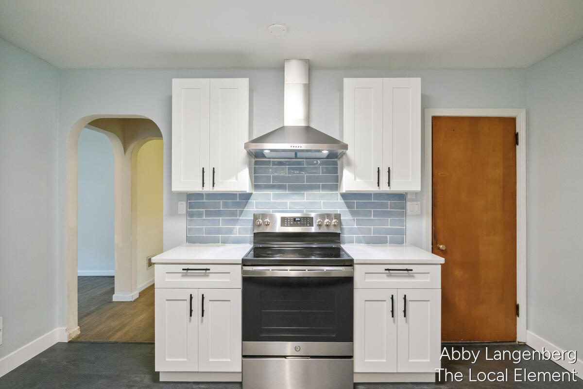 450 Newberg Avenue NW
