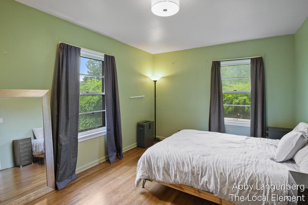 450 Newberg Avenue NW