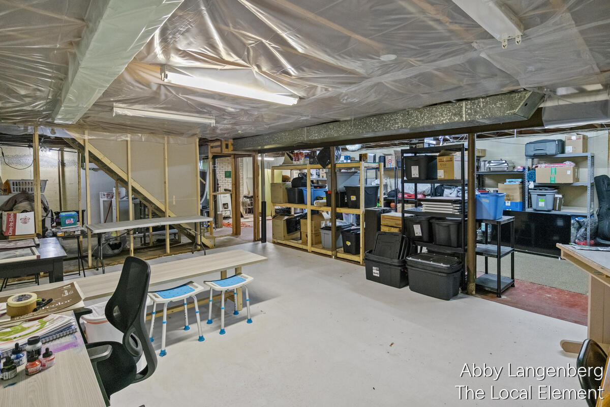 450 Newberg Avenue NW