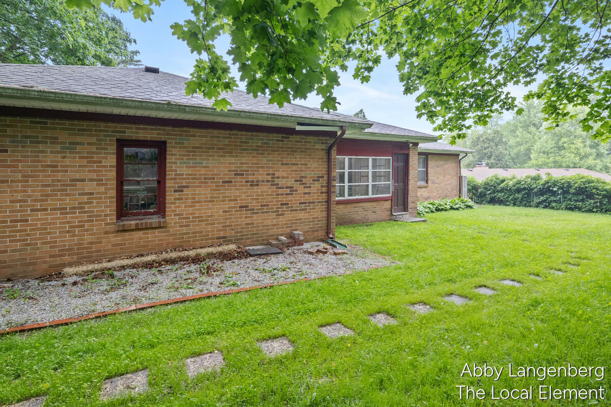 450 Newberg Avenue NW