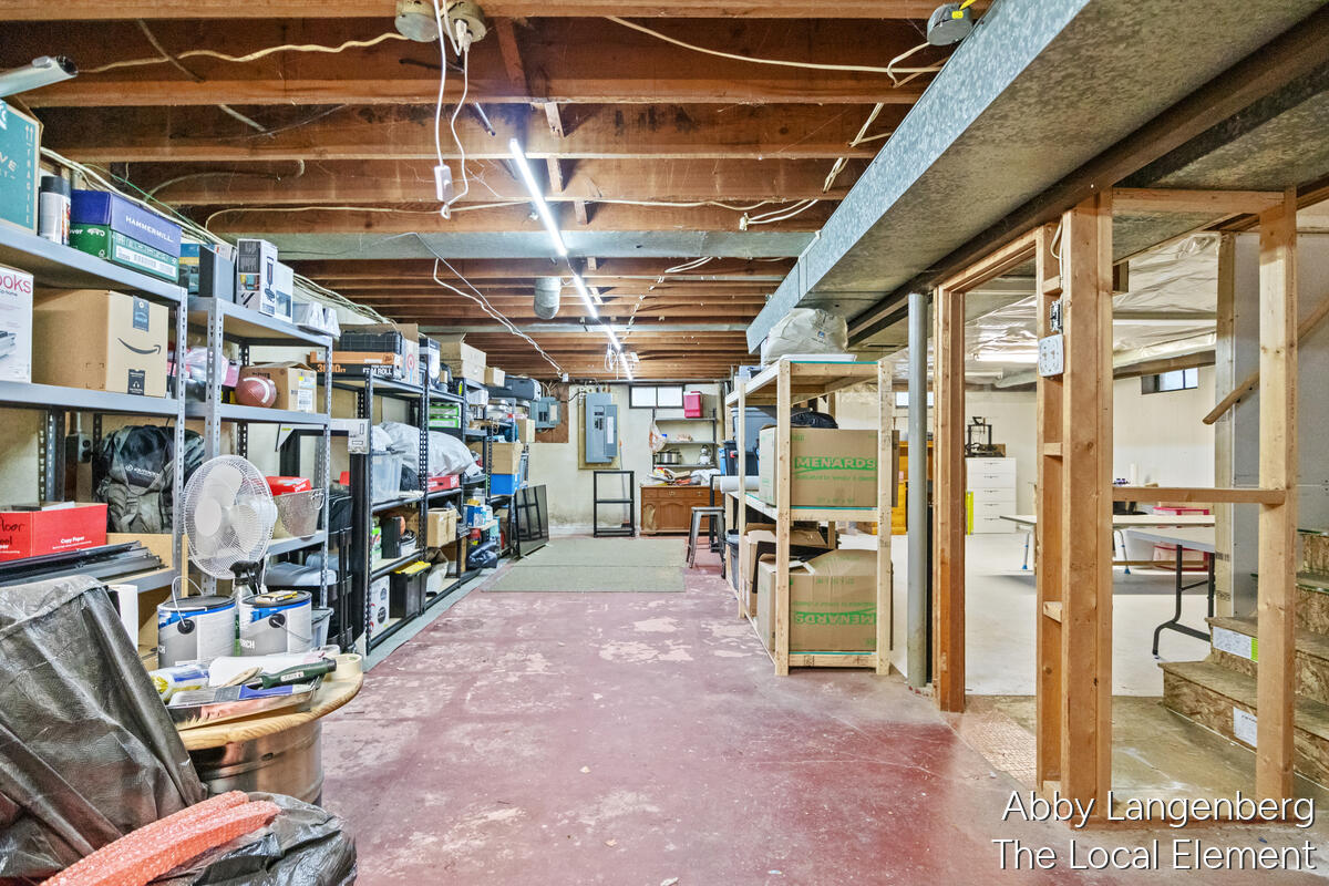 450 Newberg Avenue NW