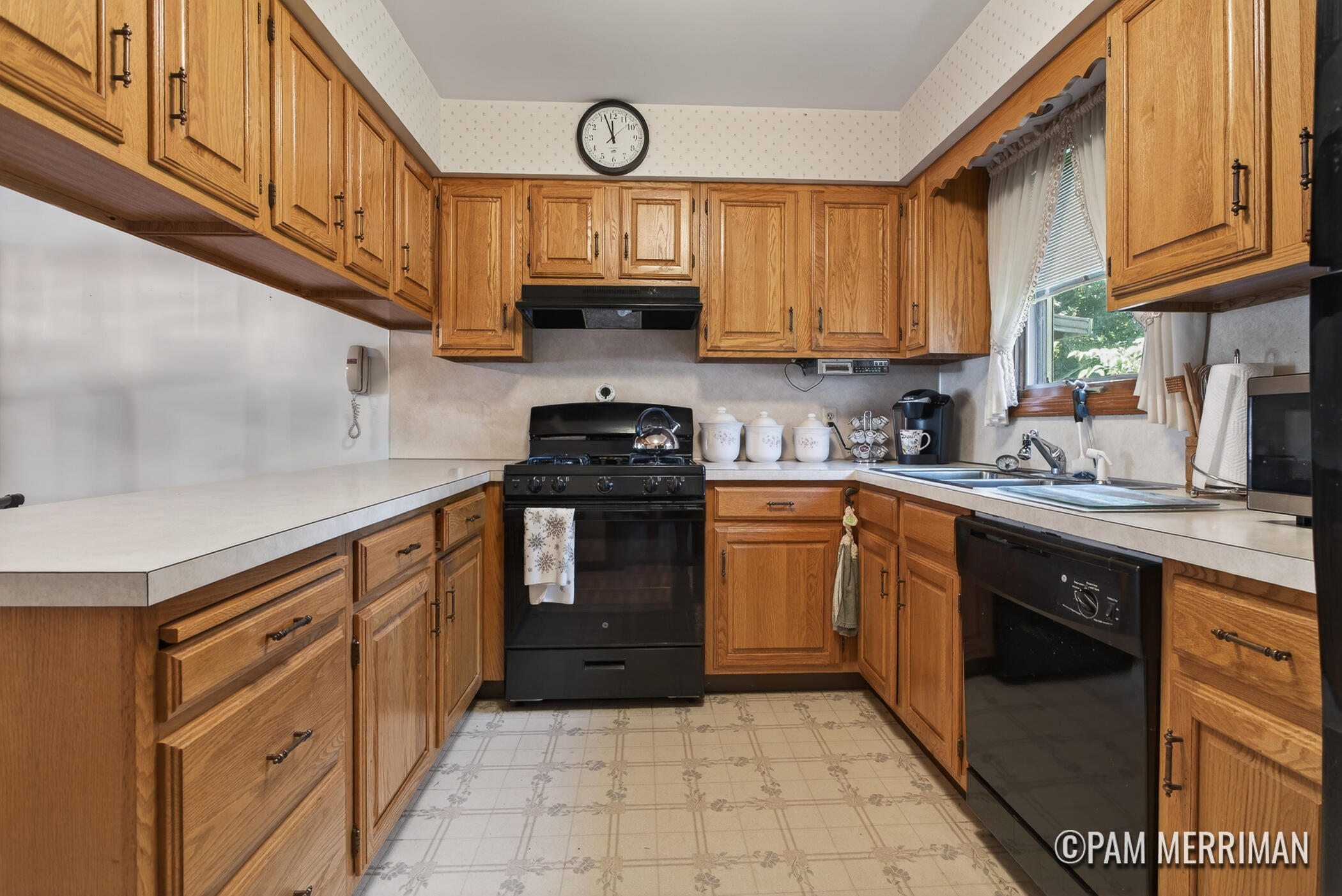 6733 Leisure Way Drive SE 32