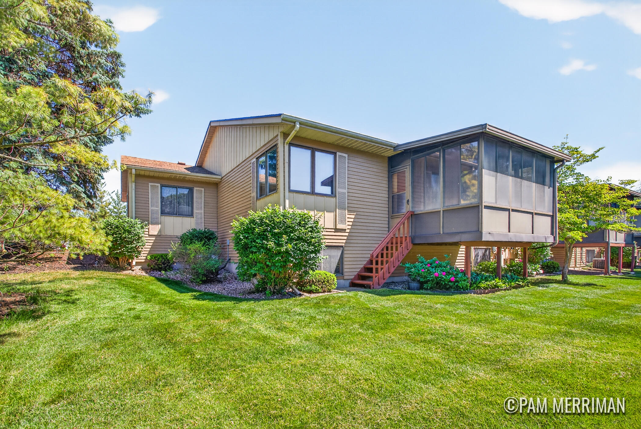 6733 Leisure Way Drive SE 32
