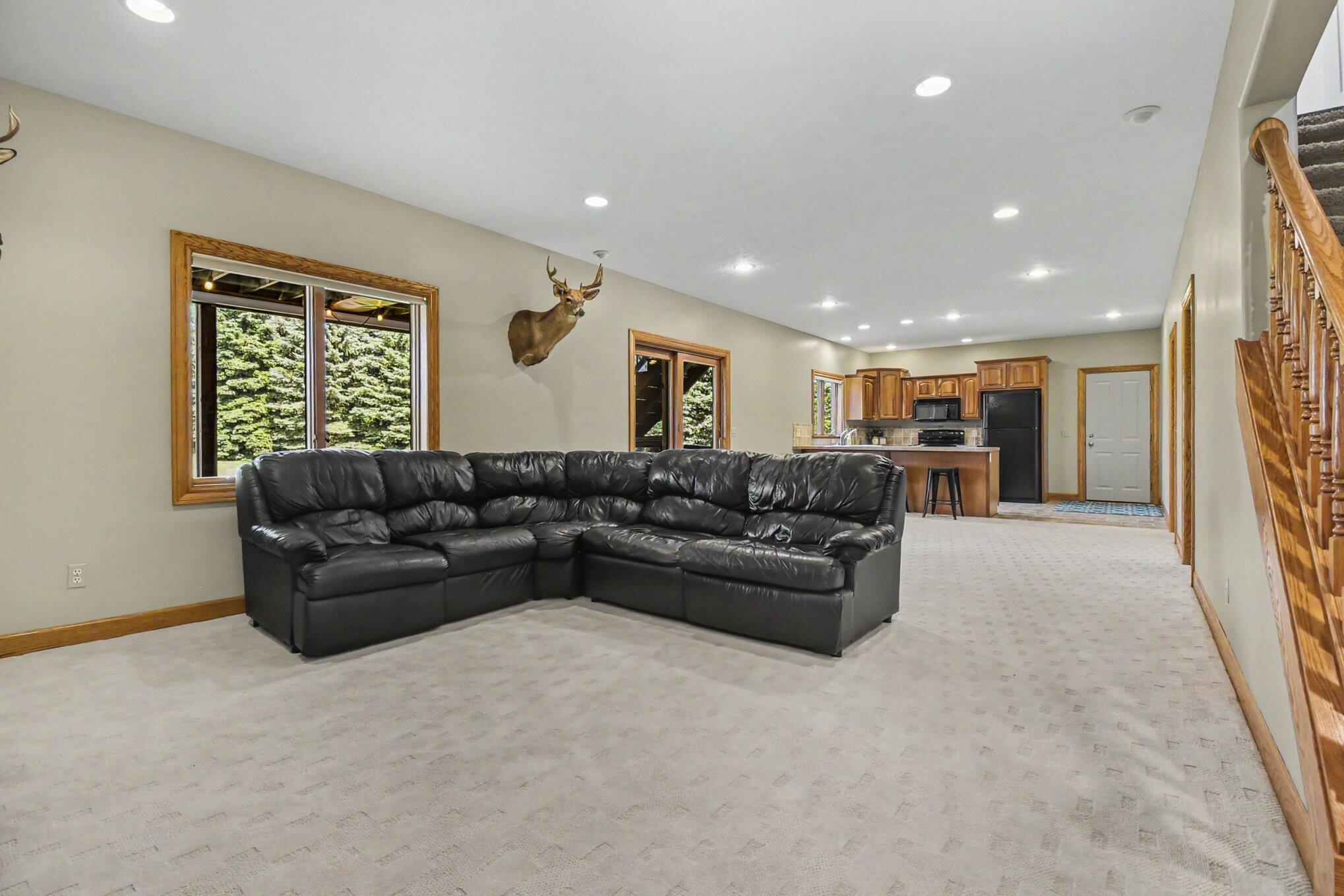 3917 Sidehill Drive