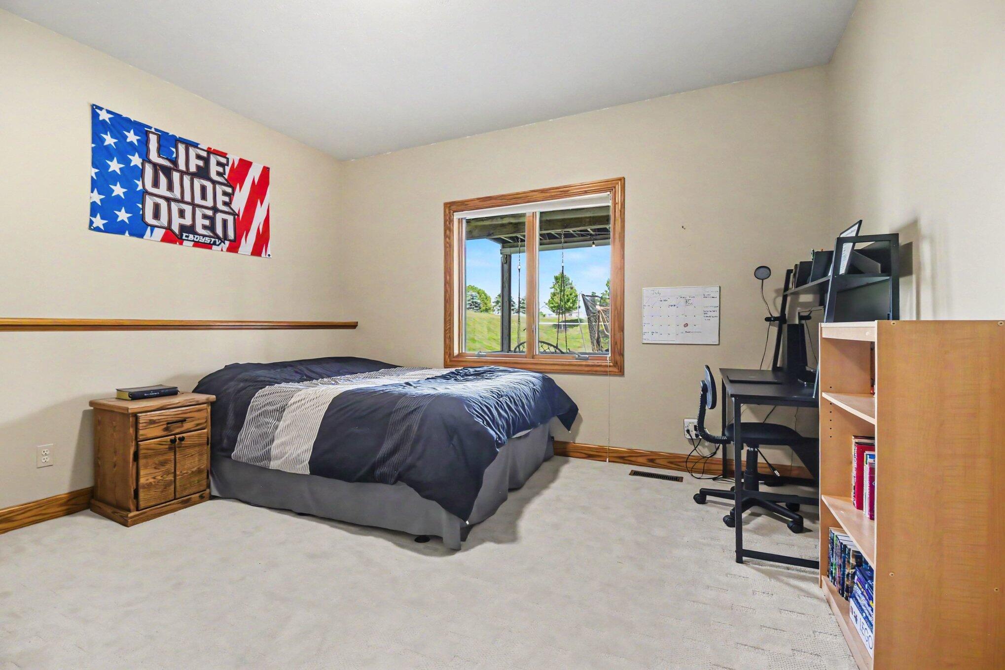 3917 Sidehill Drive