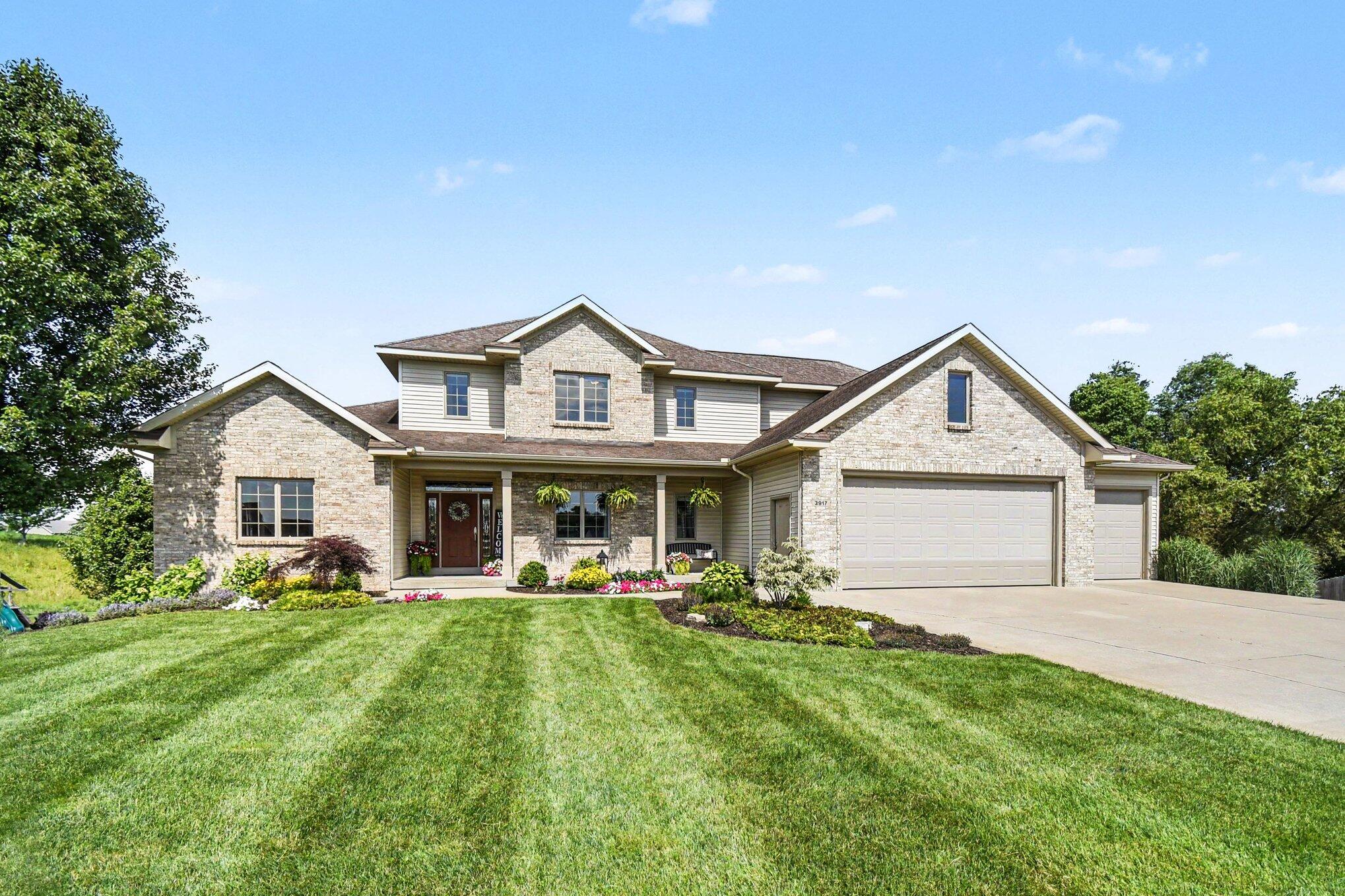3917 Sidehill Drive