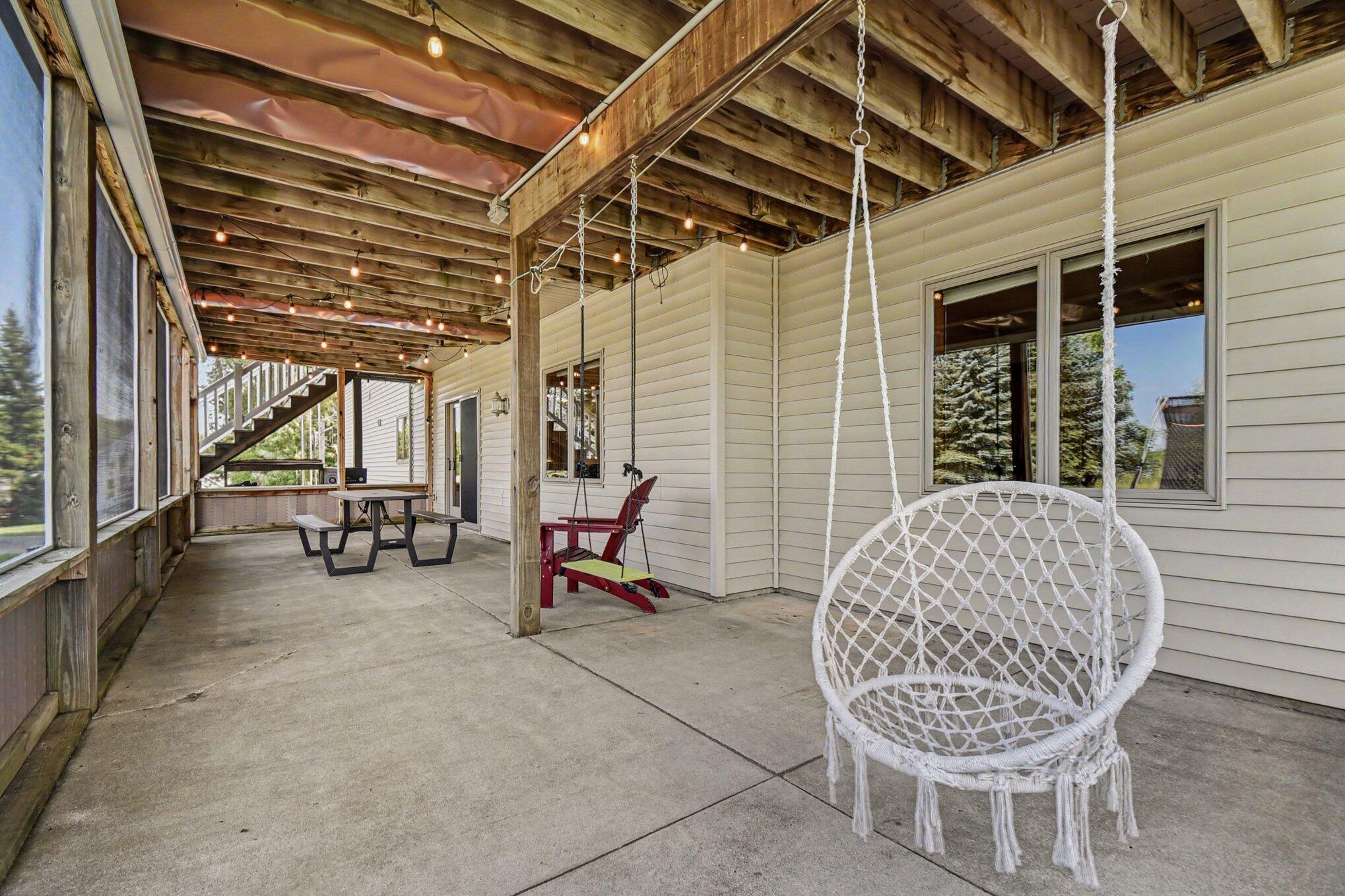 3917 Sidehill Drive